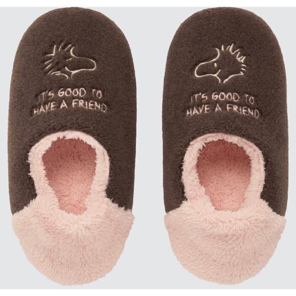 NWT Uniqlo x peanuts fleece Room shoes - Picture 1 of 7